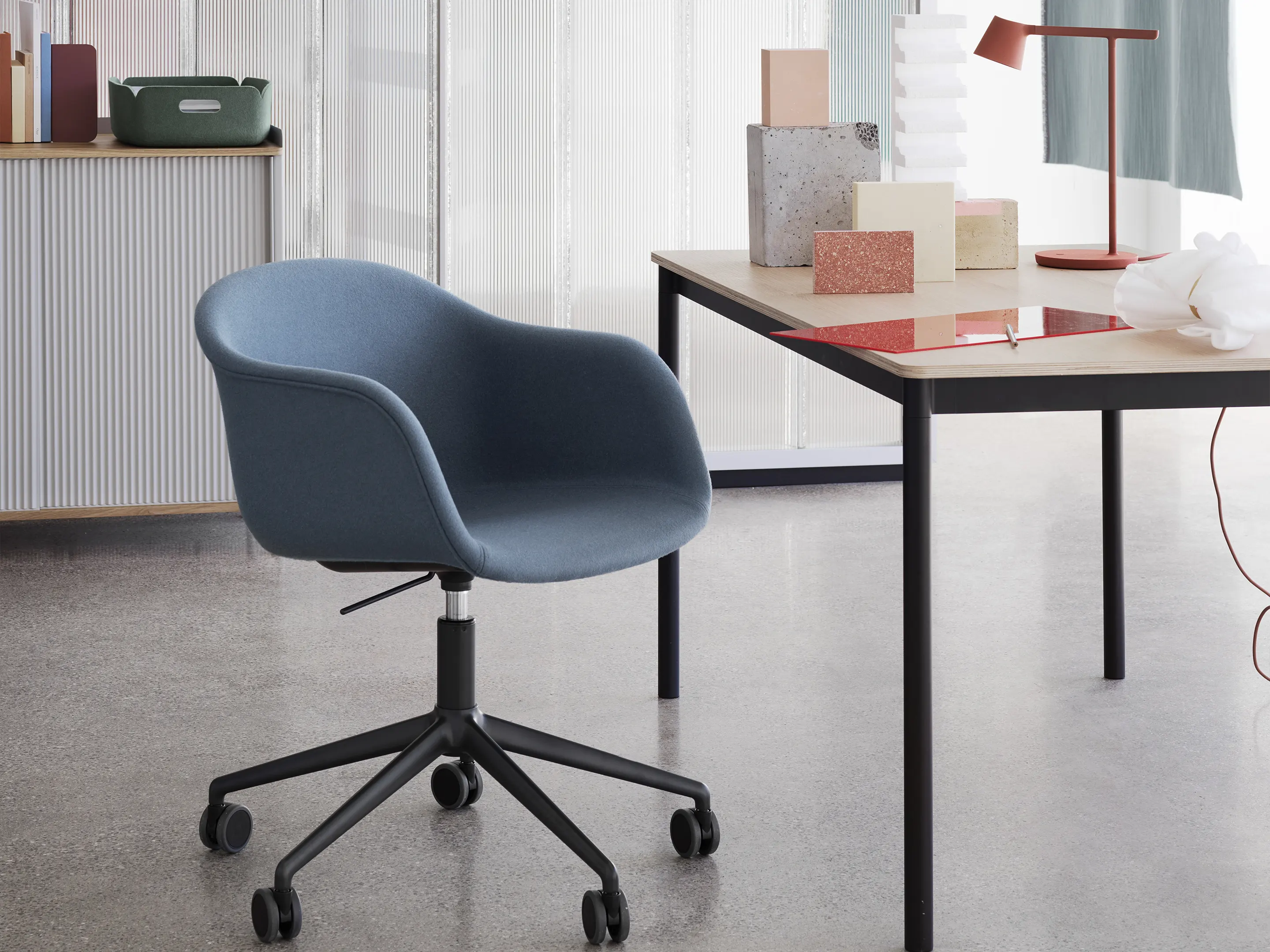 OOFF | Muuto Base Table