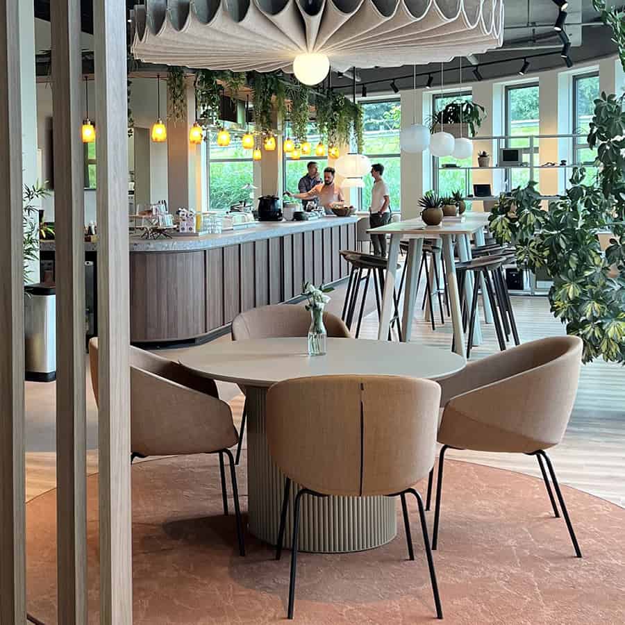 kantine meubilair huiselijk 1