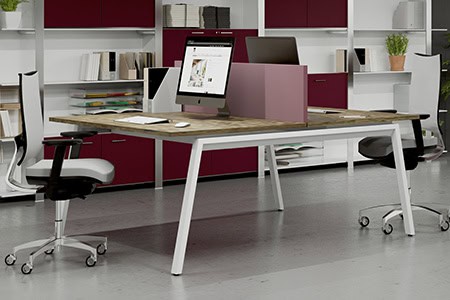 Bureau met een A-frame