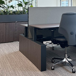wang bureau bench uai