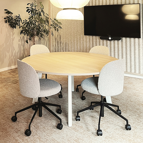 ronde vergadertafel 1
