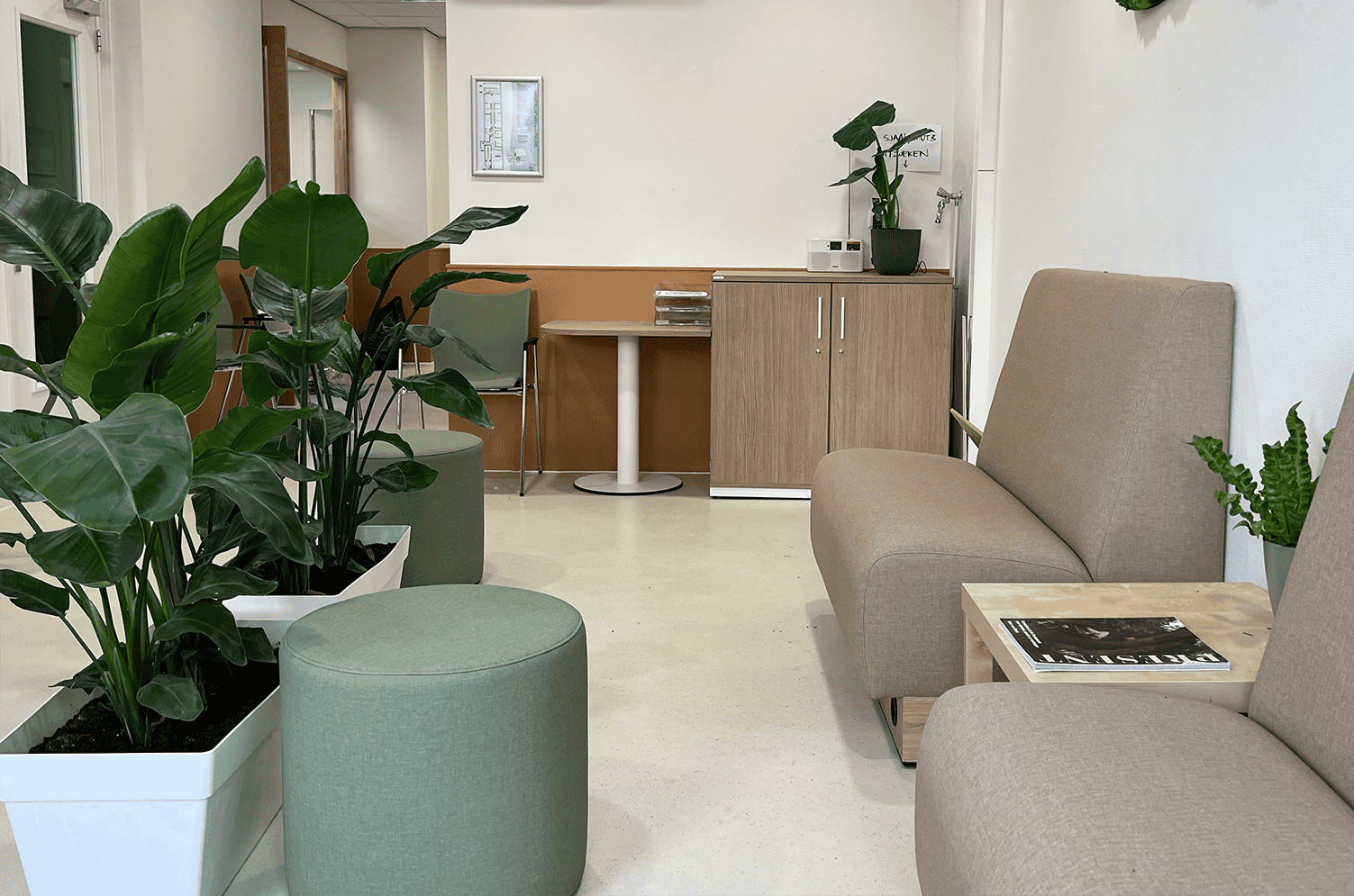 Gerealiseerde wachtkamer rotterdam